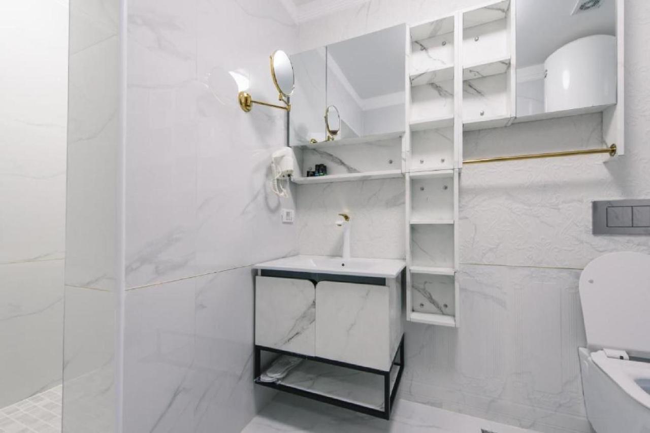 Planet Apartments Бар Екстер'єр фото